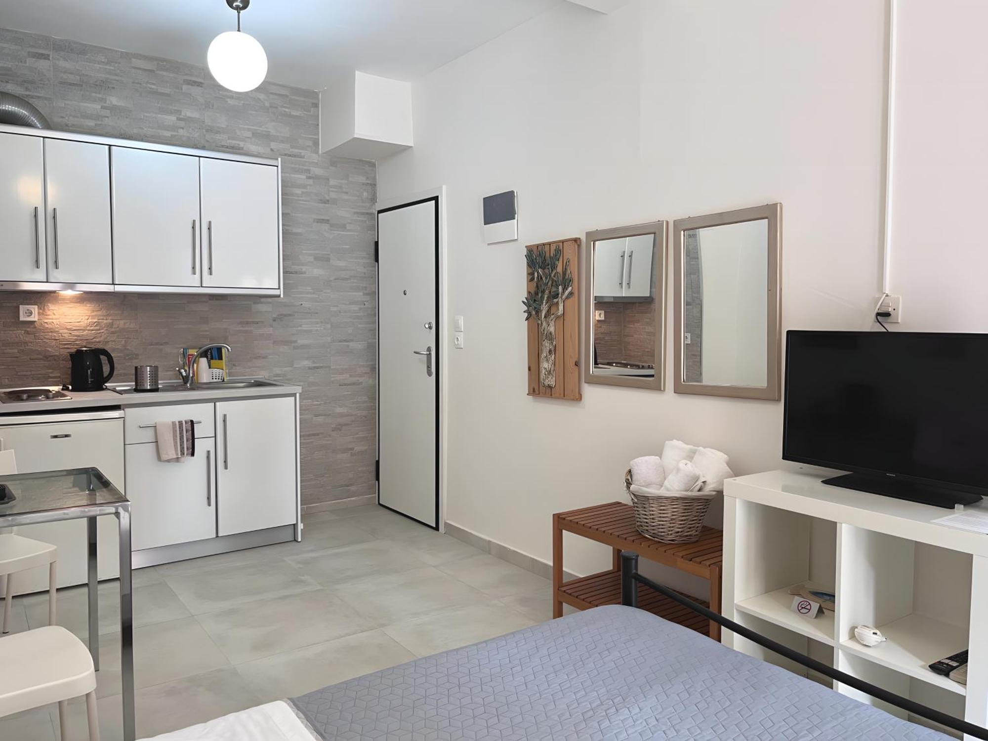 Almira Studios Сарти Екстериор снимка
